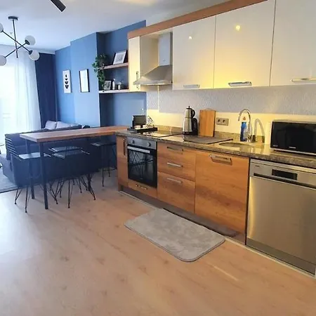Apartament Beautiful View - Near Cevahir Mall Ili *